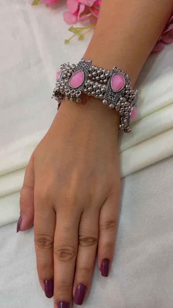 Silver_Tone_Oxidised_Pink_Stone_Anklet_For_Women