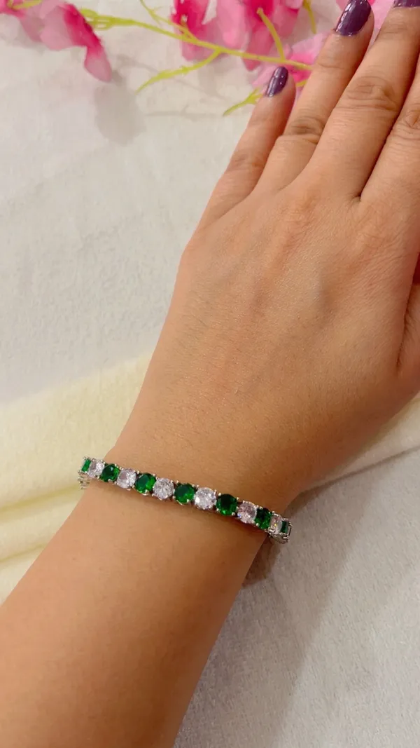 Green_Crystal_Tennis_Bracelet_for_Women