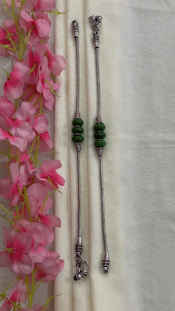 Green_Beaded_Silver_Tone_Anklet_Set_for_Women