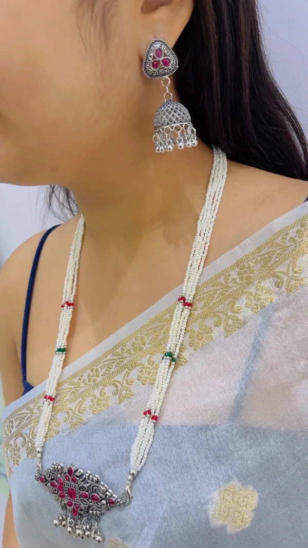 Silver_Oxidized_Beaded_Necklace_And_Jhumka_Earrings_Set_for_Women