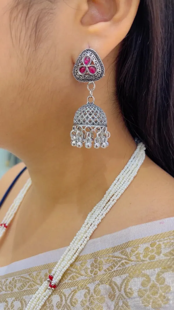 Silver_Oxidized_Beaded_Necklace_And_Jhumka_Earrings_Set_for_Women