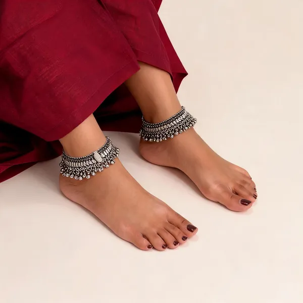 Silver-Tone_Oxidized_Traditional_Anklets_for_Women