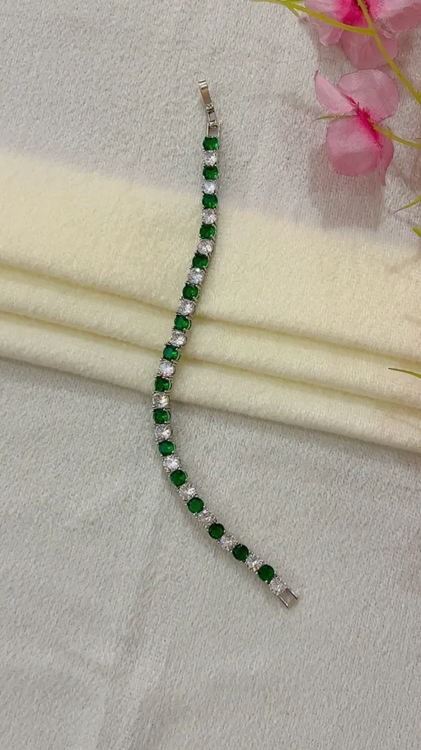 Green_Crystal_Tennis_Bracelet_for_Women