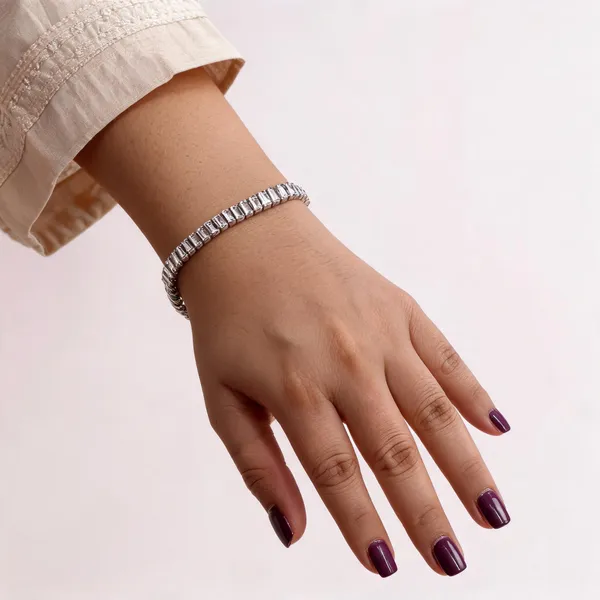 Silver_Tone_Crystal_Link_Bracelet_for_Women