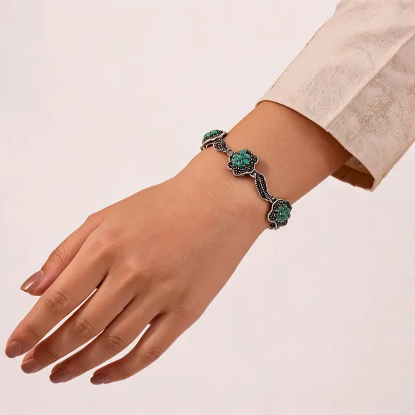 Silver-Tone_Oxidized_Link_Bracelet_for_Women
