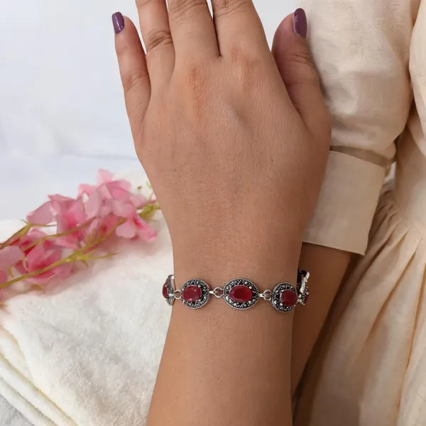 Red_Stone_Link_Bracelet_for_Women