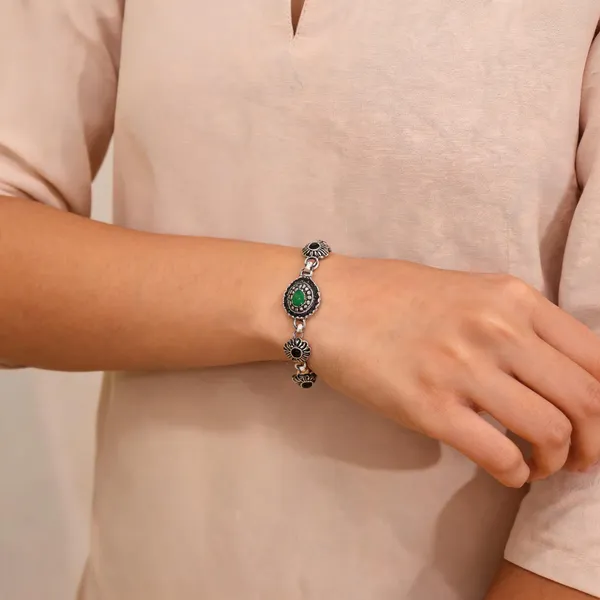 Silver_Oxidised_Link_Bracelet_for_Women