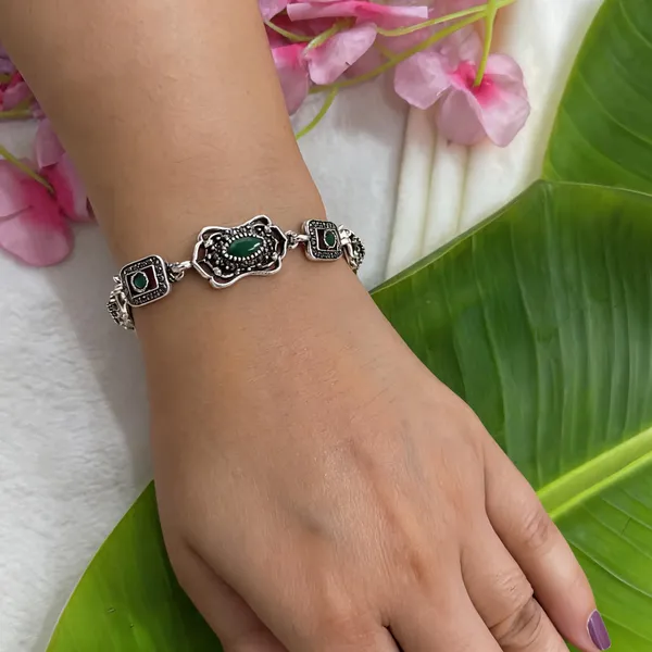 Silver-Tone_Green_Stone_Oxidized_Bracelet_for_Women