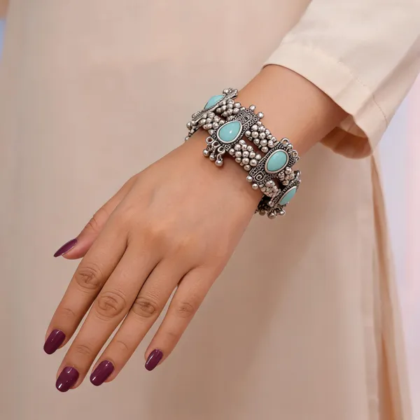 Silver-Tone_Oxidized_Turquoise_Bracelet_for_Women