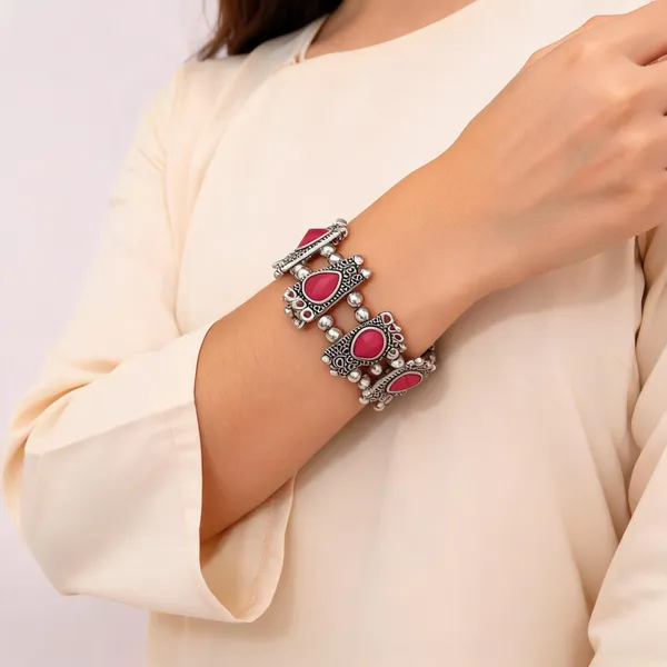 Silver_Tone_Oxidized_Red_Stone_Bangle_Set_for_Women