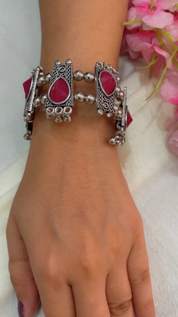 Silver_Tone_Oxidized_Red_Stone_Bangle_Set_for_Women