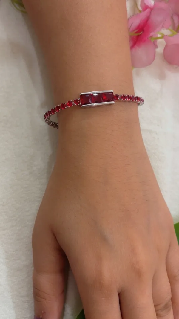 Red_Stone_Link_Bracelet_for_Women