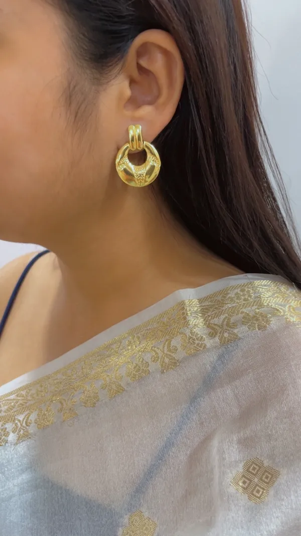 Gold-Tone_Stainless_Steel_Hoop_Earrings_for_Women