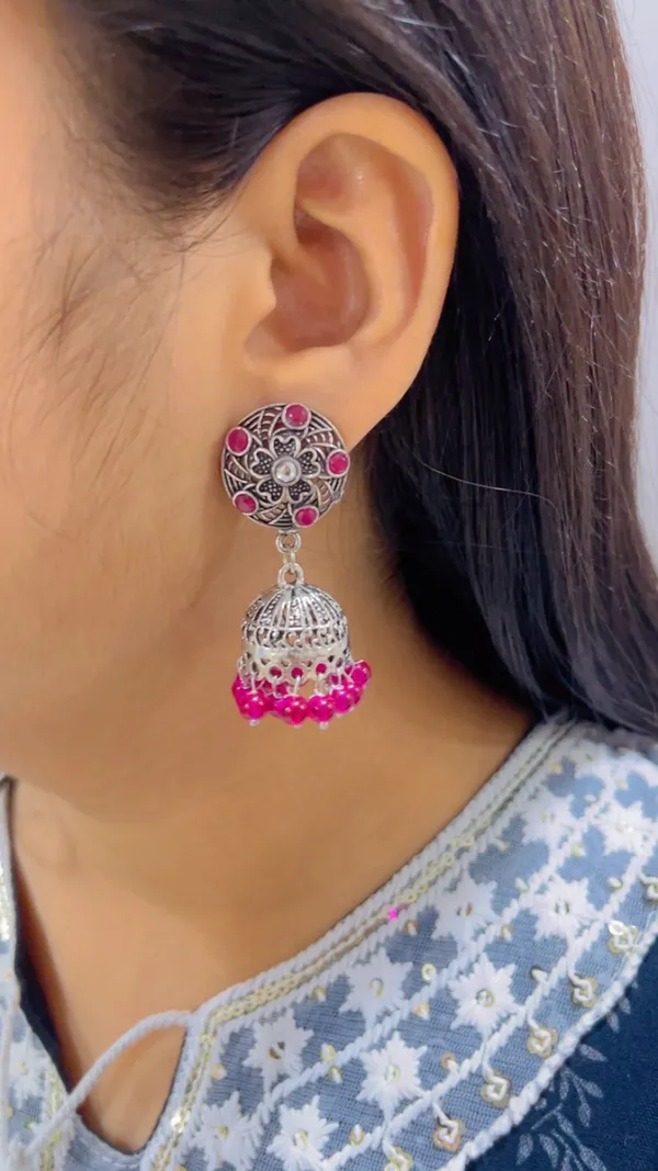 Silver_Oxidized_Stone_Studded_Jhumka_Earrings_for_Women