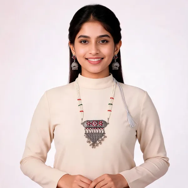 Silver-Tone_Pearl_Pendant_Necklace_Set_for_Women