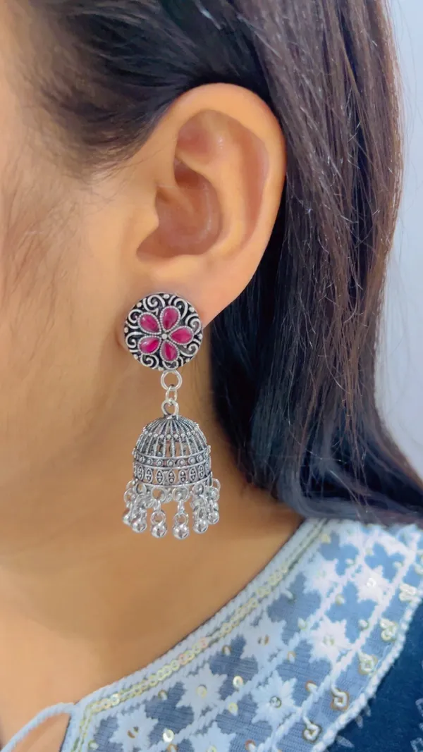 Silver_Oxidized_Floral_Jhumka_Earrings_for_Women