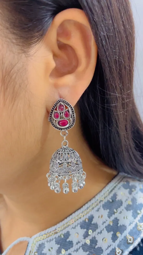Silver_Tone_Red_Stone_Jhumka_Earrings_for_Women