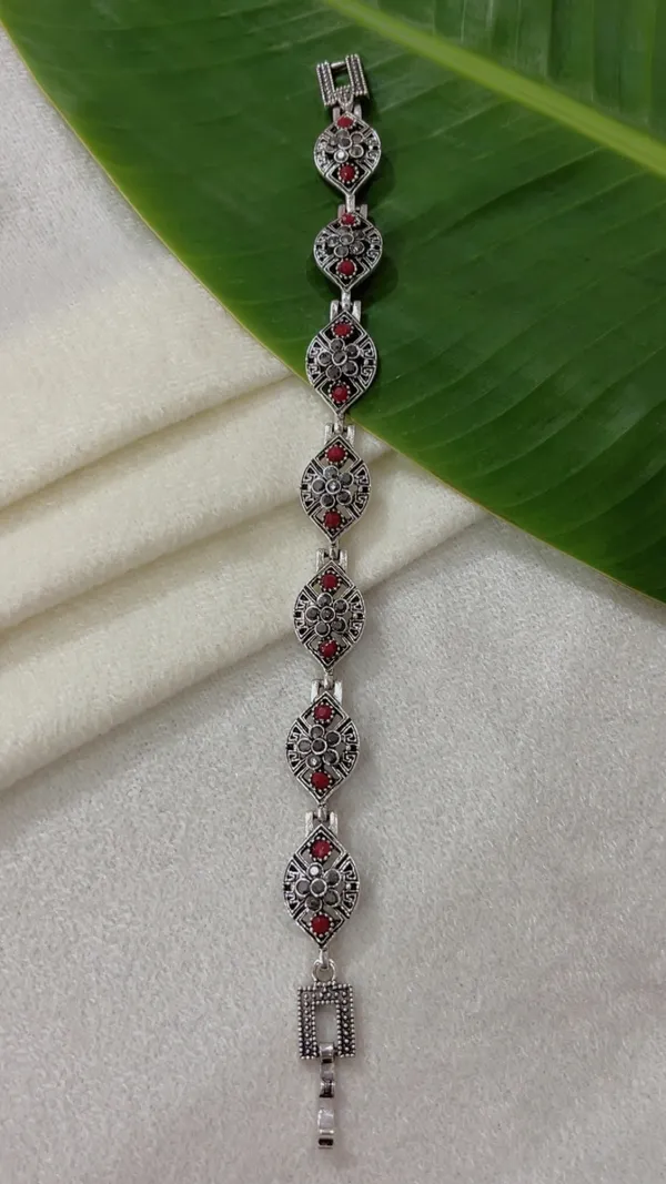 Silver_Oxidized_Link_Bracelet_for_Women