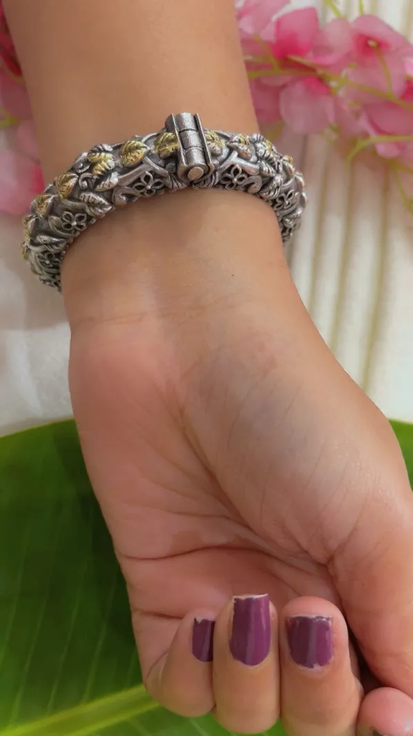 Gold_Silver_Oxidised_Elephant_Kada_Bracelet_for_Women