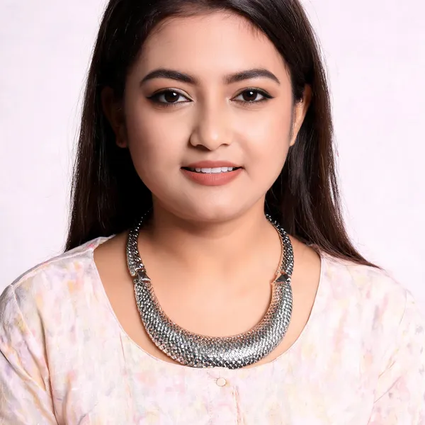 Silver_Tone_Statement_Necklace_for_Women