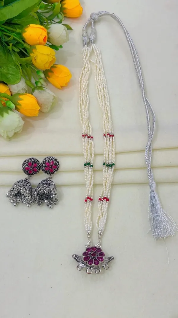 Silver_Pearl_Beaded_Necklace_And_Jhumka_Earrings_Set_For_Women