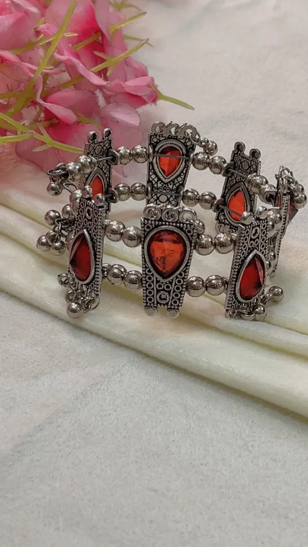 Red_Oxidised_Silver-Tone_Stone_Bracelet