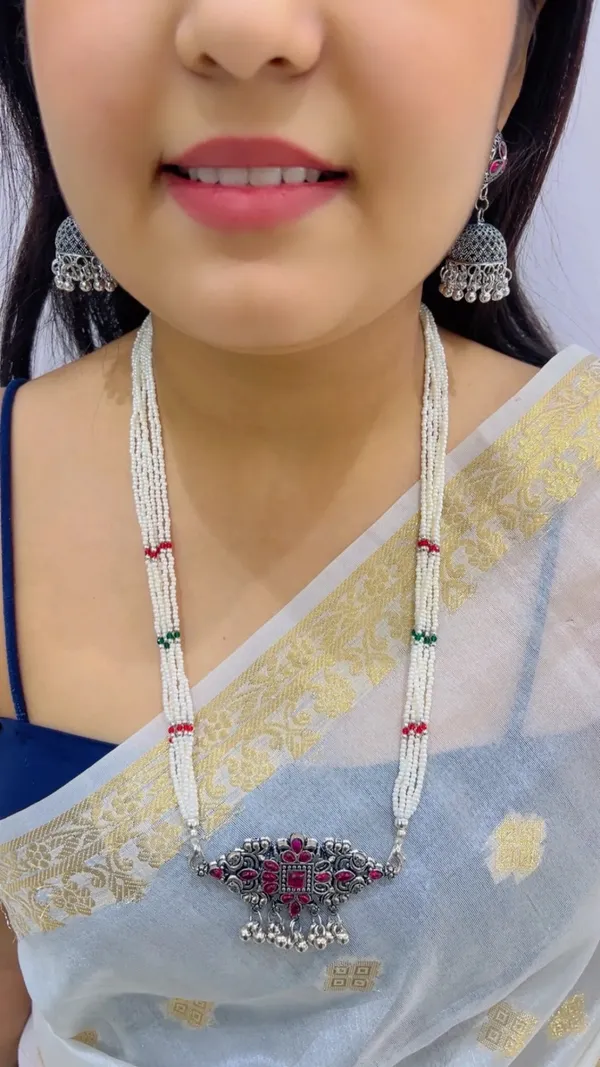 Silver_Oxidized_Beaded_Necklace_And_Jhumka_Earrings_Set_for_Women