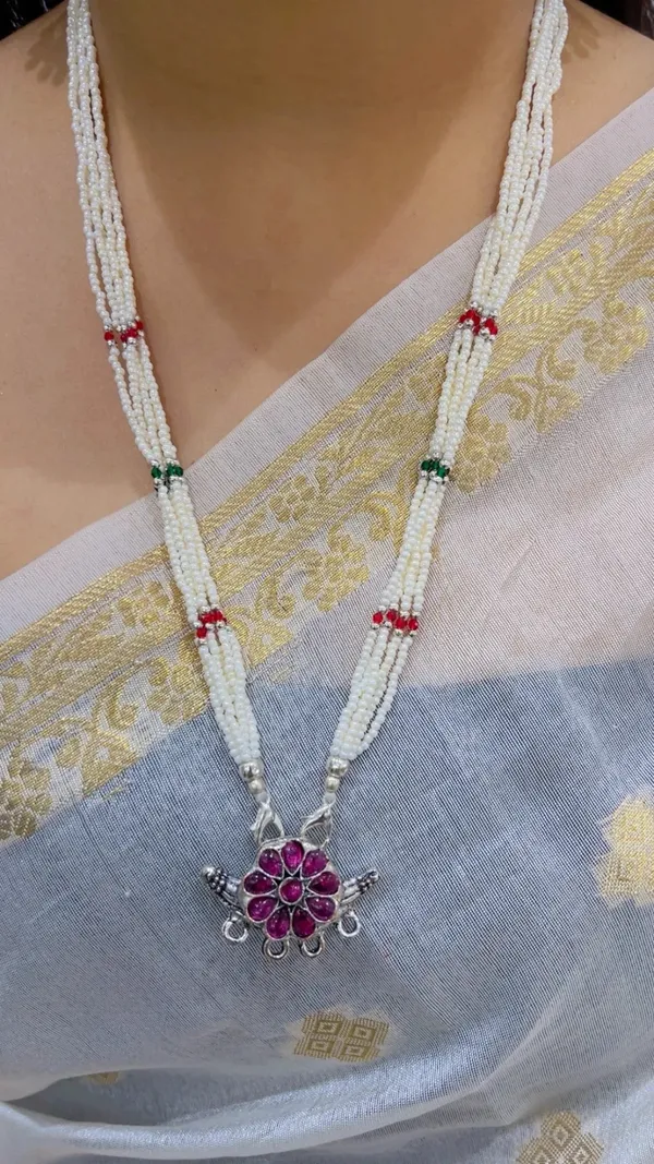 Silver_Pearl_Beaded_Necklace_And_Jhumka_Earrings_Set_For_Women