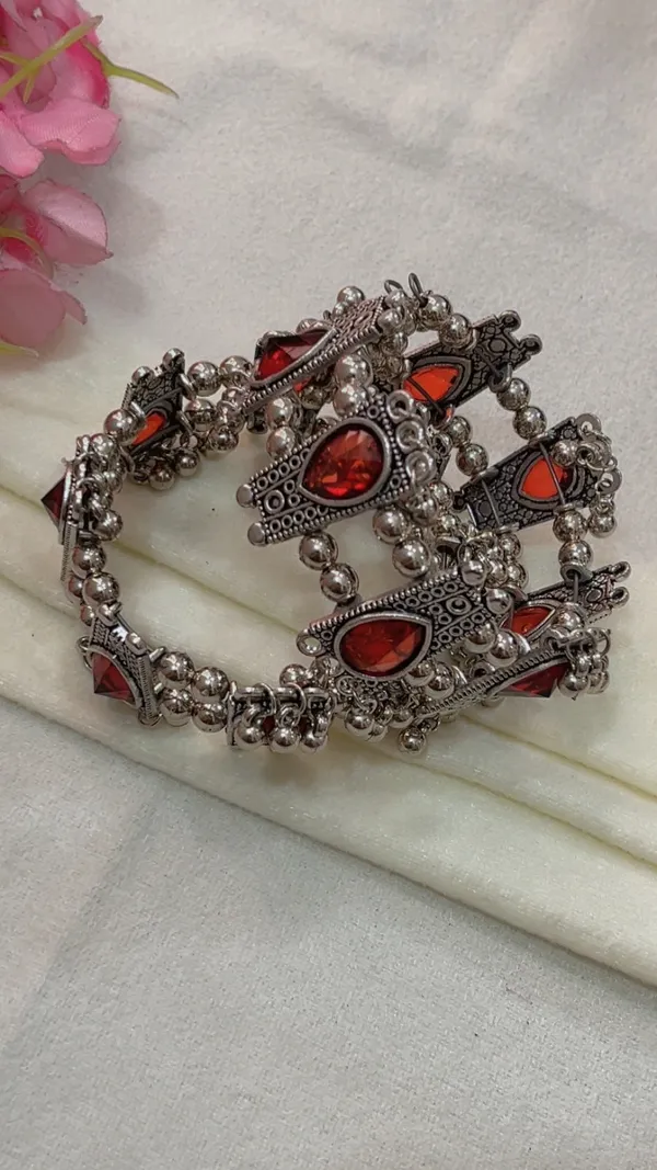 Red_Oxidised_Silver-Tone_Stone_Bracelet