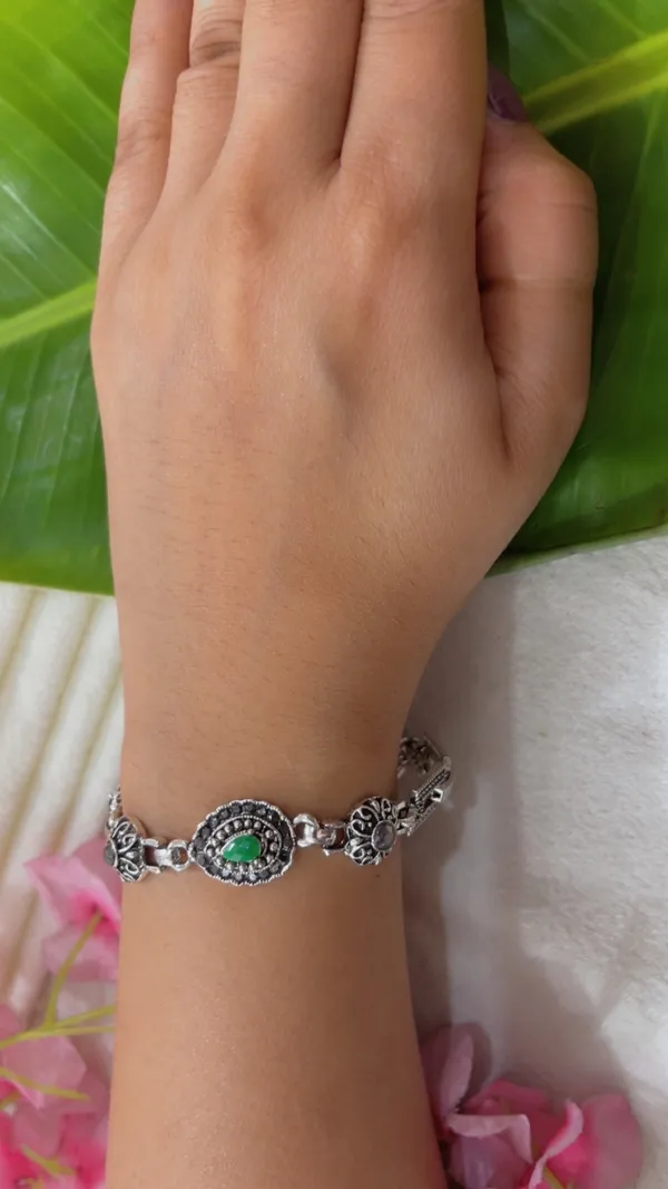 Silver_Oxidised_Link_Bracelet_for_Women