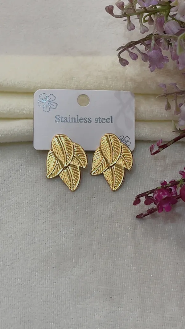 Gold_Stainless_Steel_Leaf_Stud_Earrings_for_Women