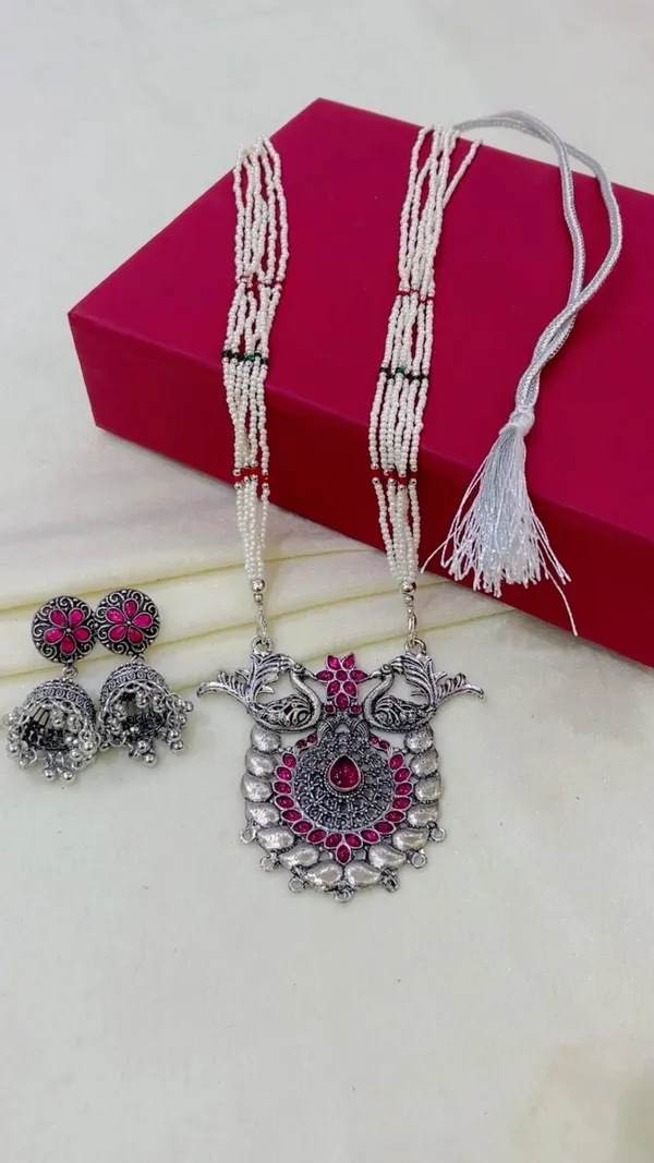 Silver_Oxidized_Statement_Necklace_Set_for_Women