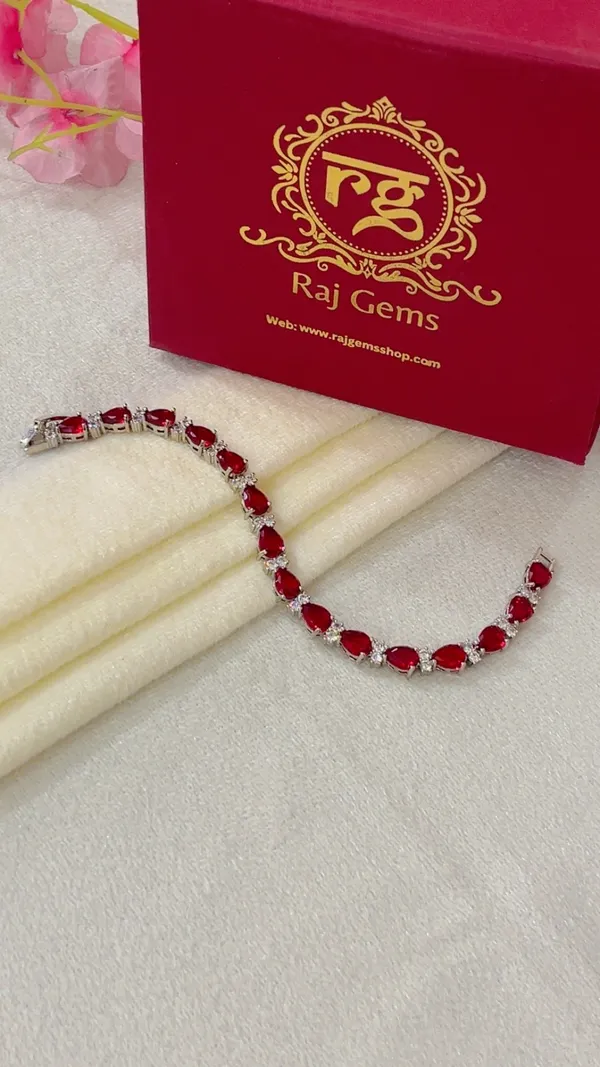 Red_Stone_Link_Bracelet_for_Women