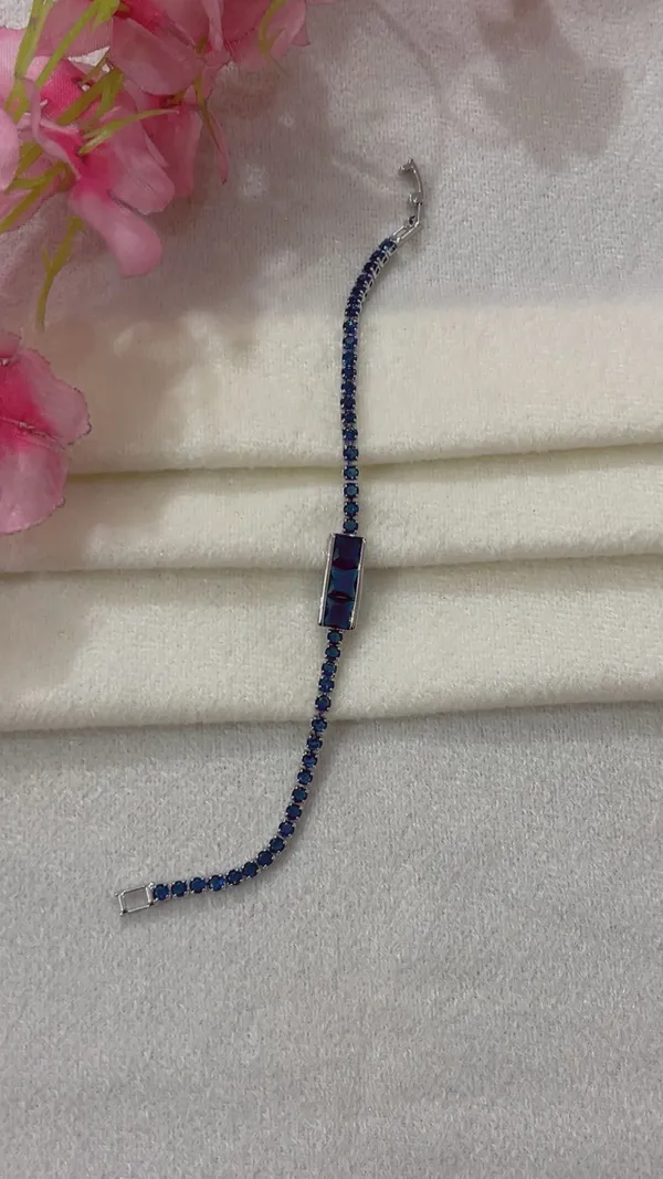 Blue_Stone_Link_Bracelet_for_Women