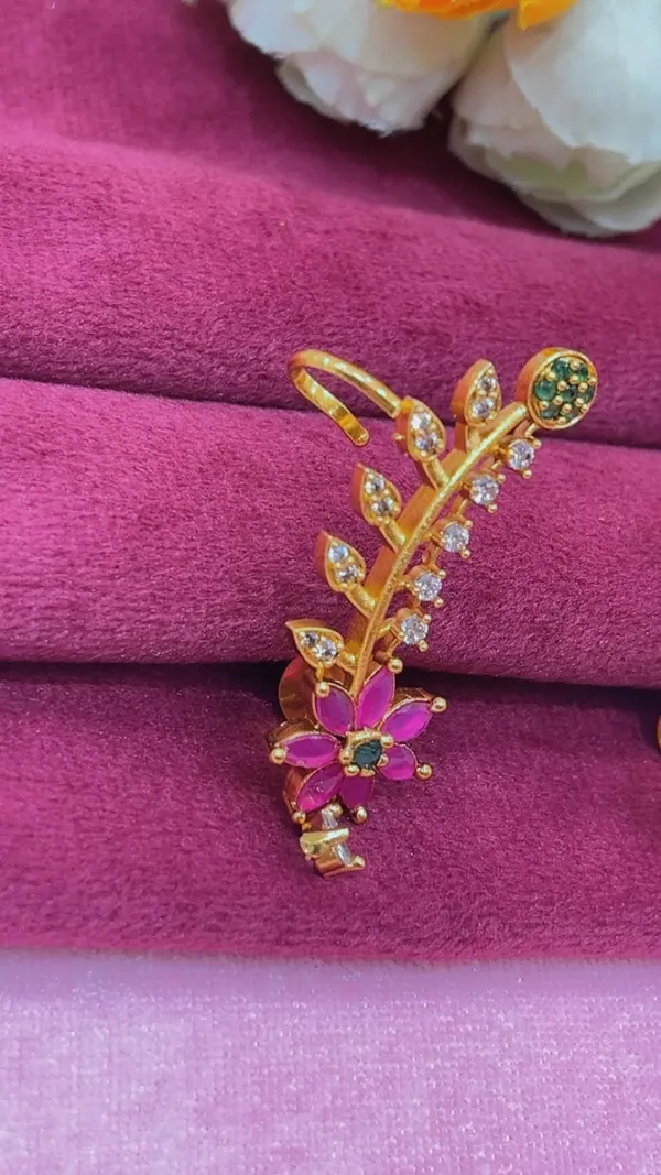 Gold_Tone_Floral_Ear_Cuff_Earring_for_Women