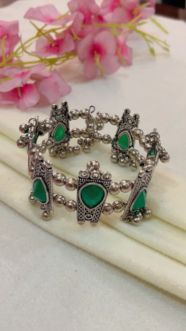 Green_Oxidised_Metal_Link_Bracelet_for_Women