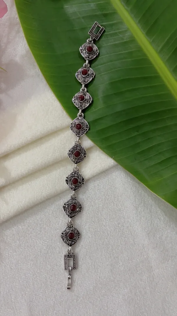 Silver_Tone_Red_Stone_Link_Bracelet_for_Women