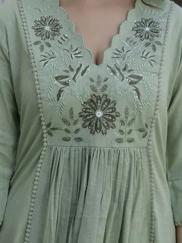 Cotton_Handloom_Ari_Work_Green_Poonam
