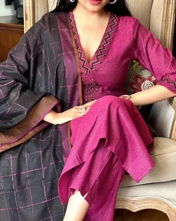 Pink_Handloom_Khadi_Cotton_Embroidered_Kurti_Set_For_Women