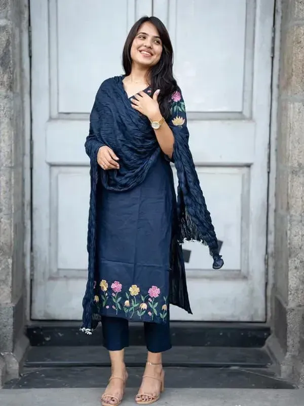Blue_Cotton_Kurti_Set_For_Women