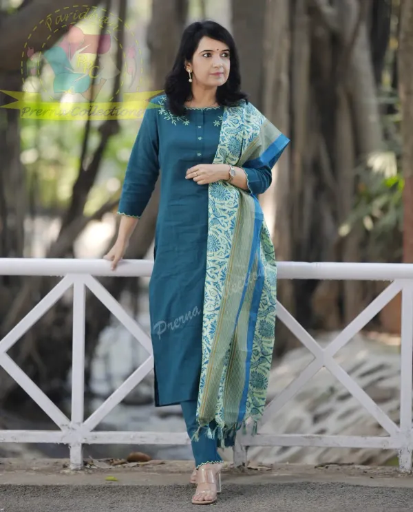 Cotton_Till_Blue_Zikzak_Emb