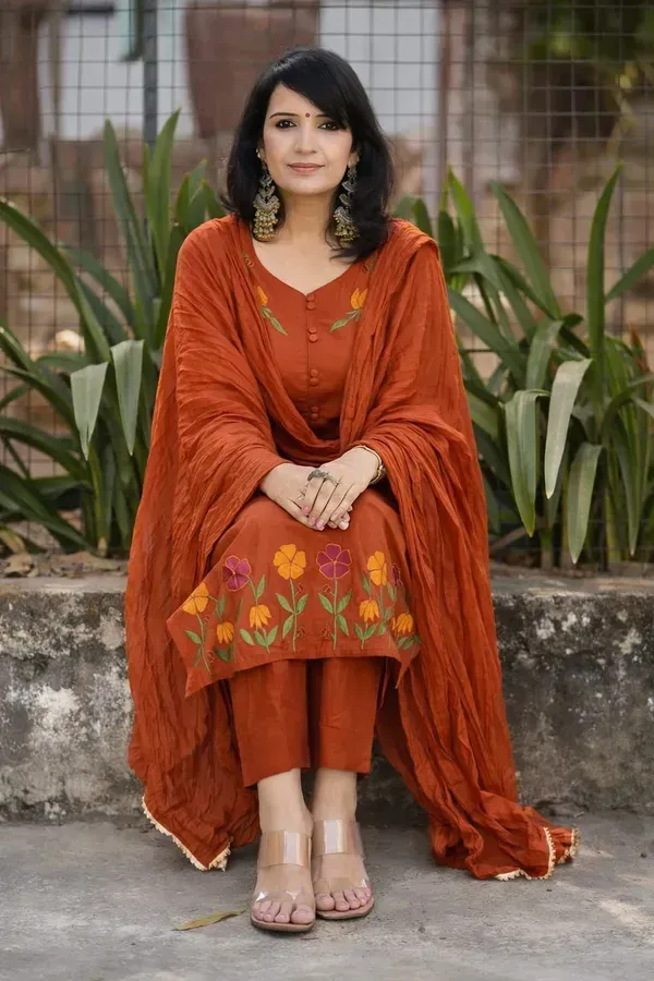 Orange_Cotton_Kurti_Pant_With_Dupatta_Set_For_Women