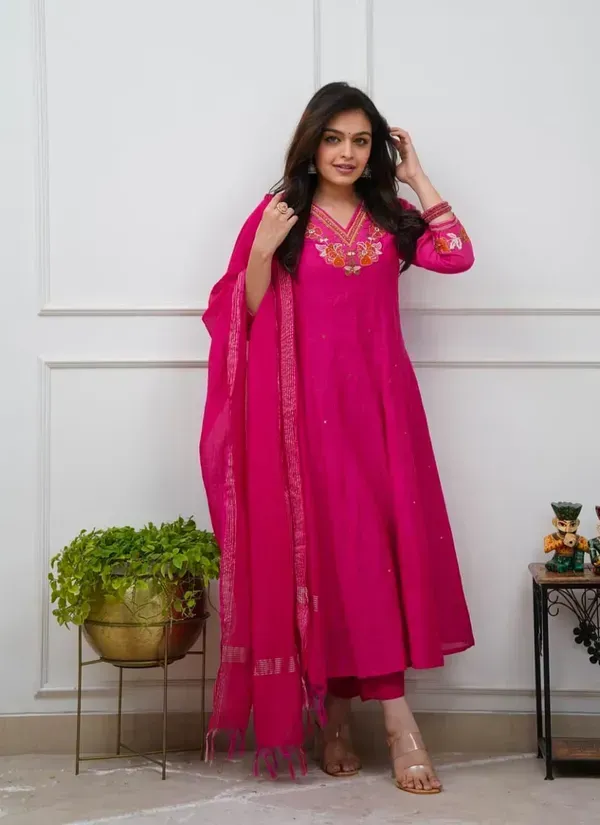 Pink_Mul_Chanderi_Cotton_Anarkali_Kurti_Pant_Dupatta_Set_For_Women