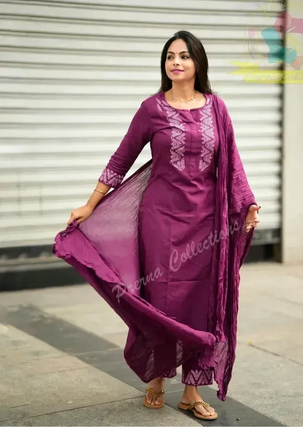 Wine_Khadi_Cotton_Embroidered_Kurti_Pant_With_Dupatta_For_Women