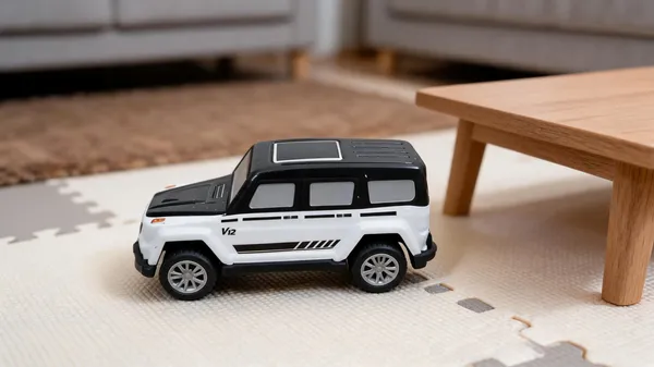 White_Black_Toy_SUV_Car