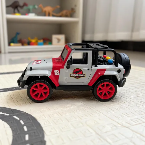 ToyBol_8049_Dinosaur_Hunter_Off-Road_Toy_Car