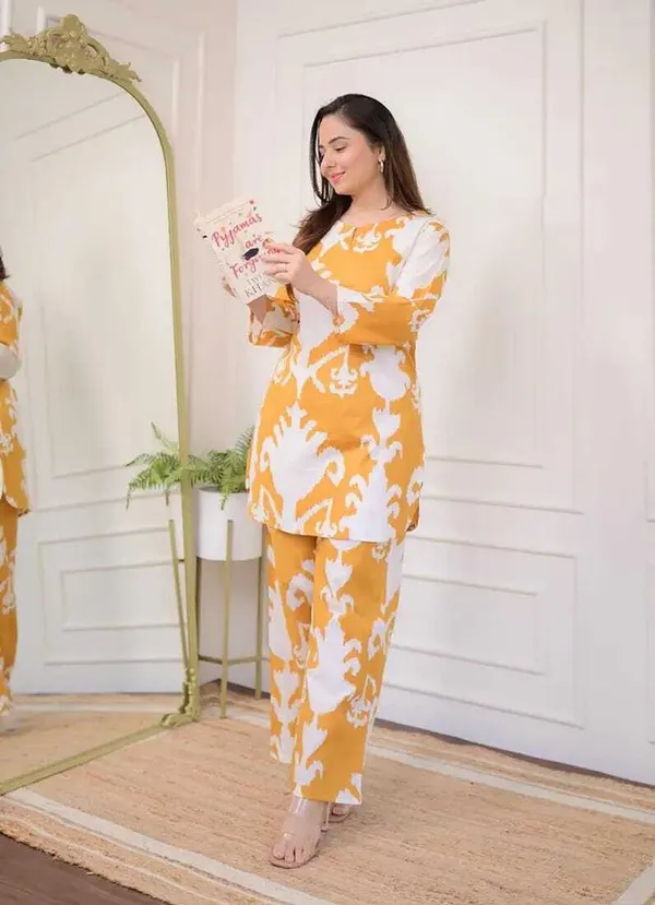 Women_Viscose_Rayon_Kurta_Pant_Set