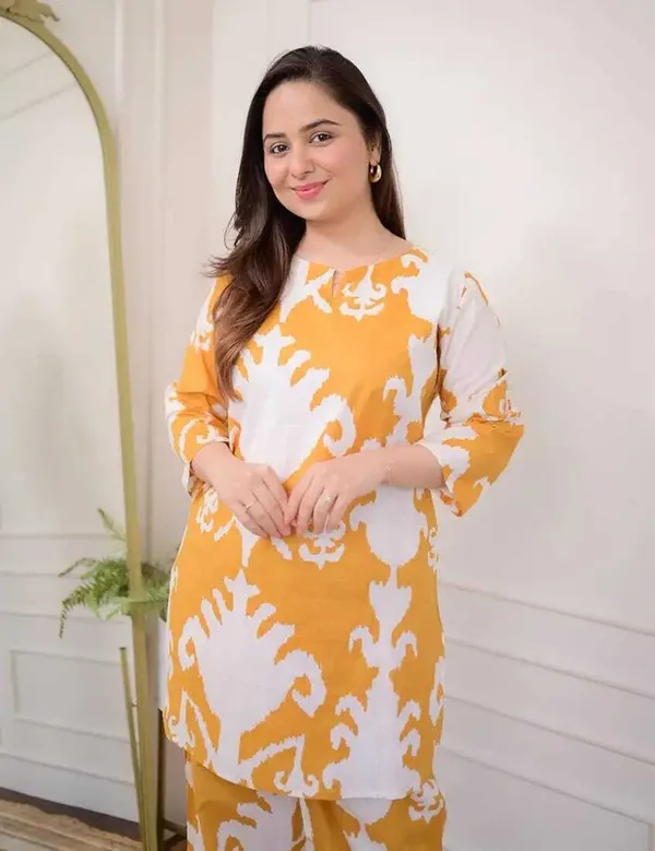 Women_Viscose_Rayon_Kurta_Pant_Set