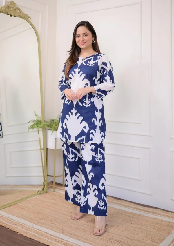 Hrdaya_Women_Viscose_Rayon_Kurti_Pant_Set