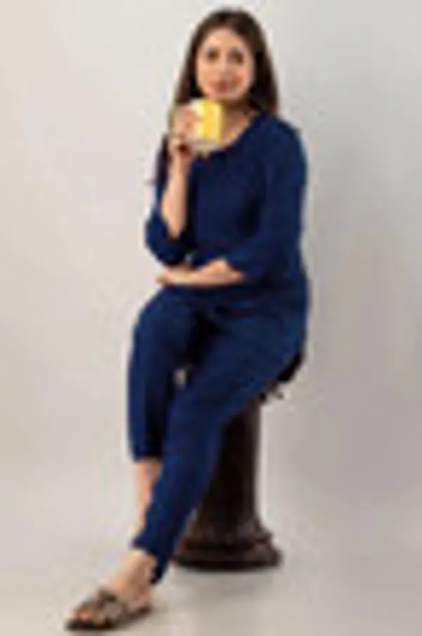 Tuhinzifab_Women_Night_Suit_Set_Black_Printed